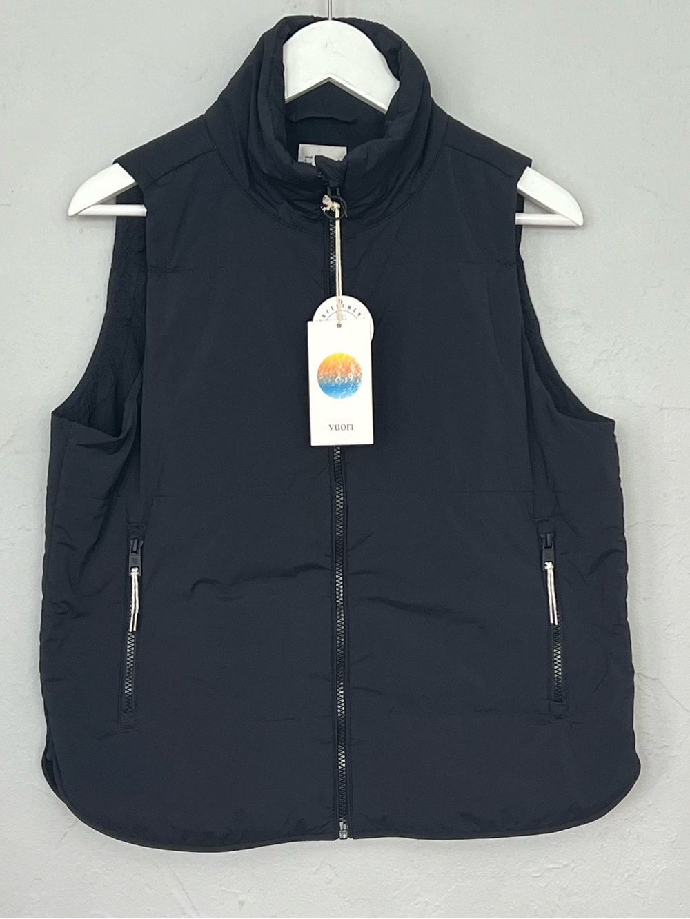 NWT Vuori Canyon Insulated Vest Black Medium